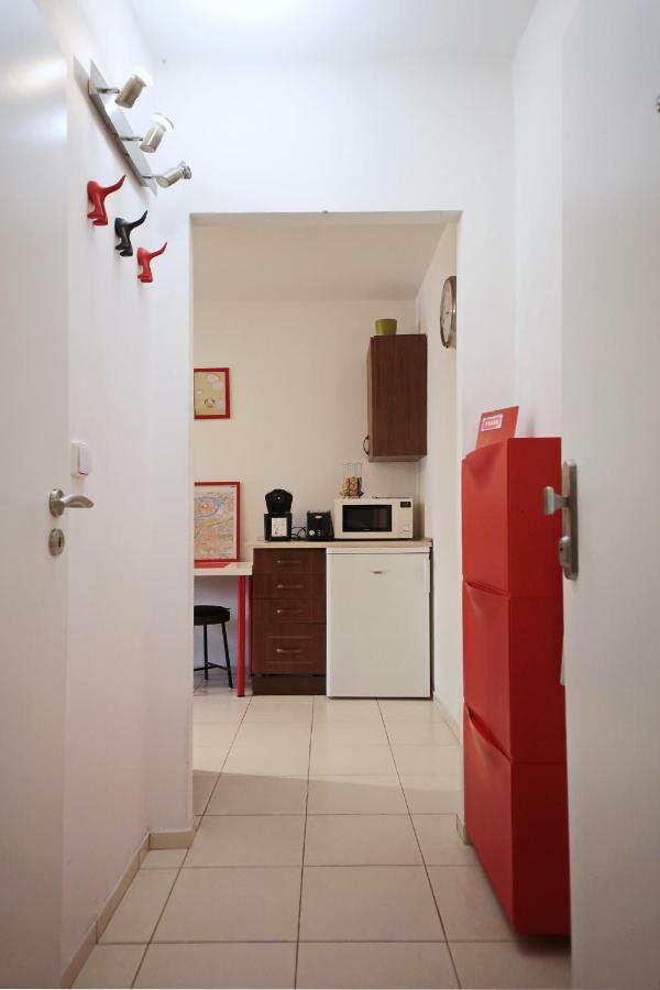 Invalidovna Apartment Praga Exterior foto